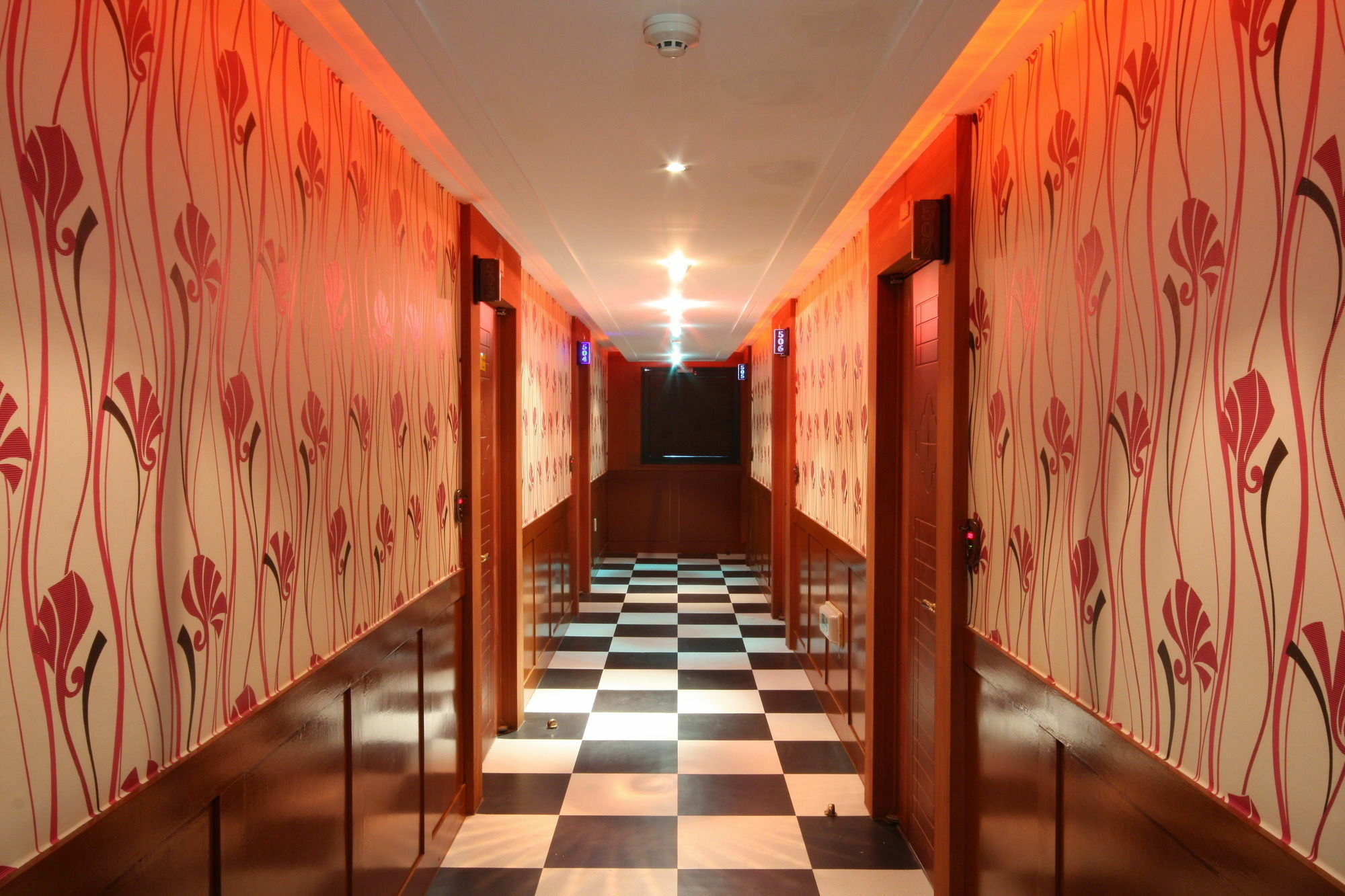 Show Sillim Hotel Seoul